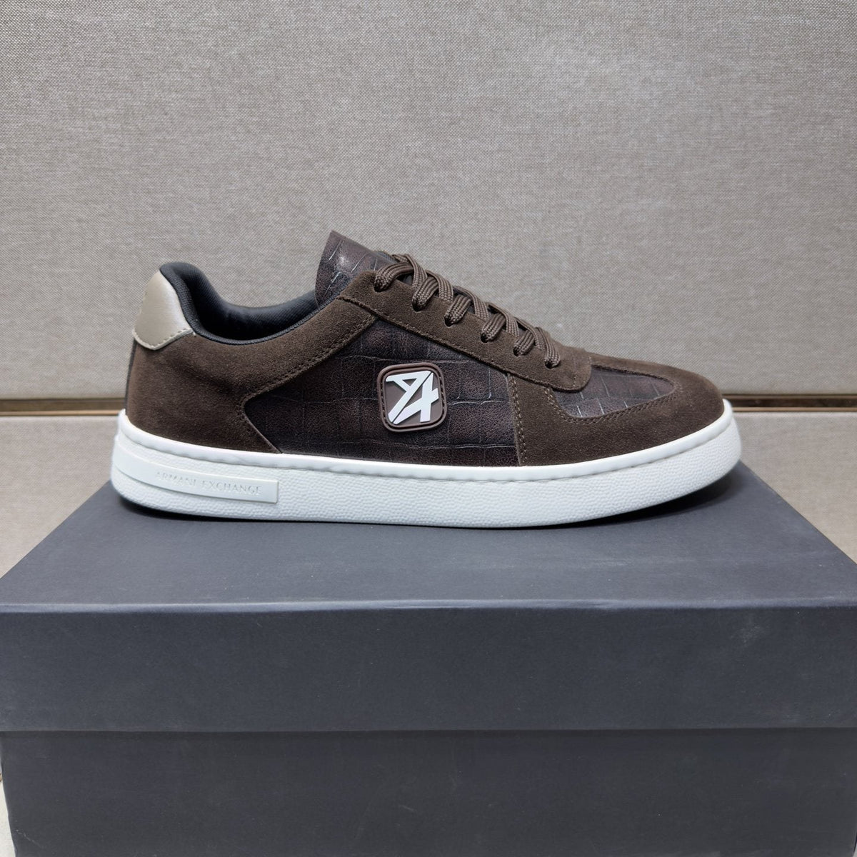 Armani Exchange Low-Top Sneakers — hero